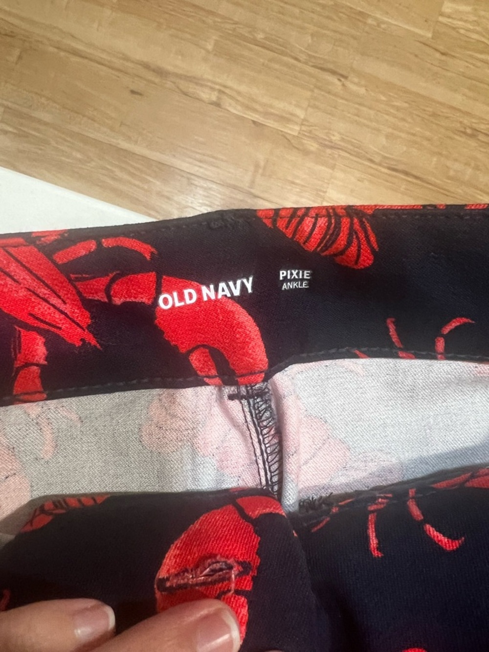 NWT vintage old navy lobster pants 6 - Picture 2 of 3